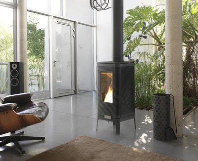 Invicta kamin P610644 Iwaki inter.jpg