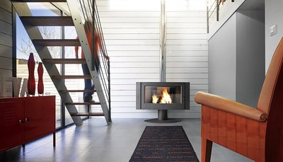 Invicta kamin P611444 Antaya inter.jpg