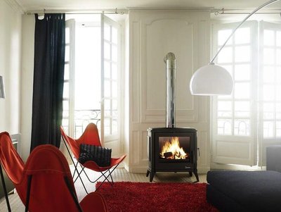 Invicta kamin P917244 Sedan L noir inter.jpg