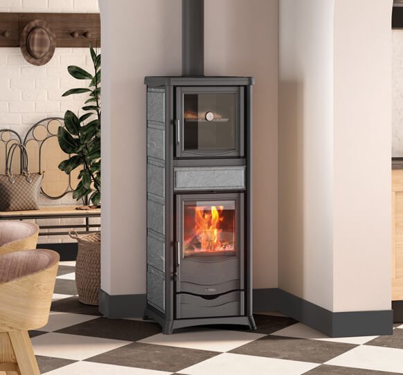 Kamin-pliit Rossella Plus Forno 5.0 kivi küpsetusahjuga LaNordica
